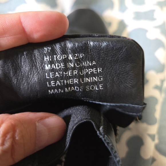 ALL BLACK High top & ZIP BOOTS SZ 37 (6.5) - Picture 7 of 9